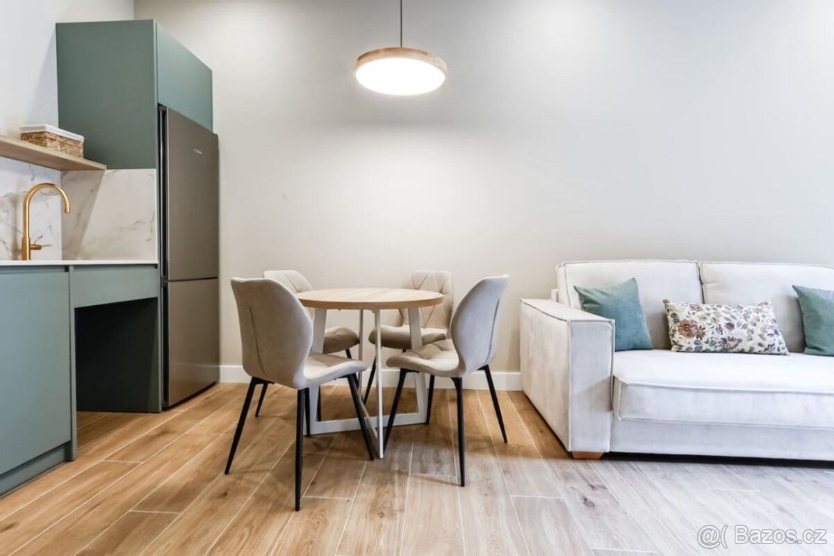 Pronájem byt - Praha, 110 00