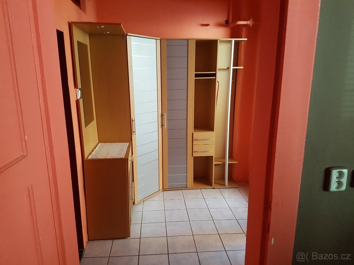 Rodinný dům · Rožnov pod Radhoštěm, 756 61 - 3