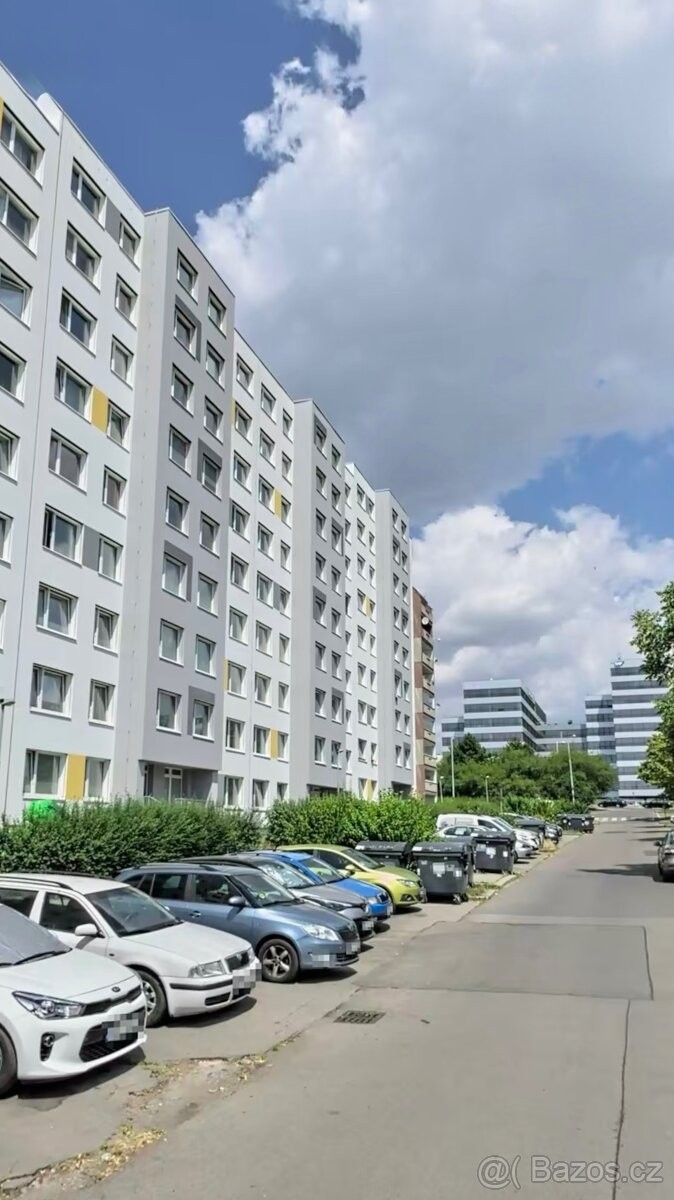 Byty, Praha, 158 00