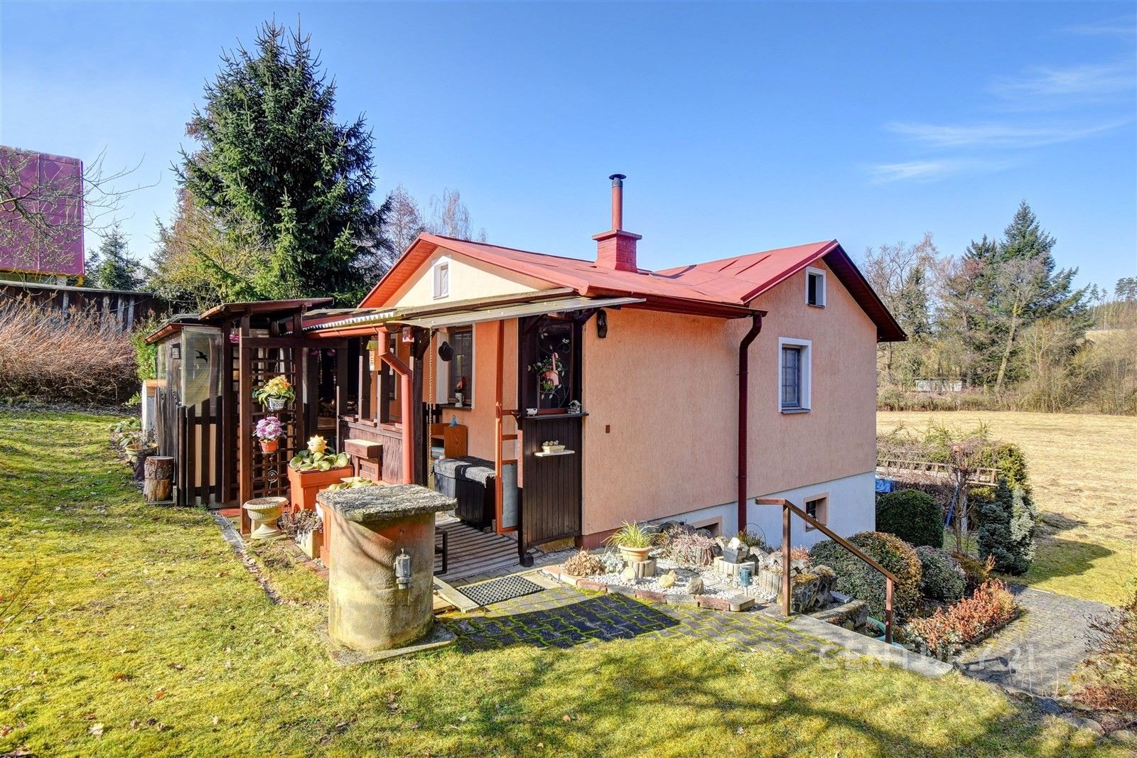 Chaty, Žákava, 38 m²