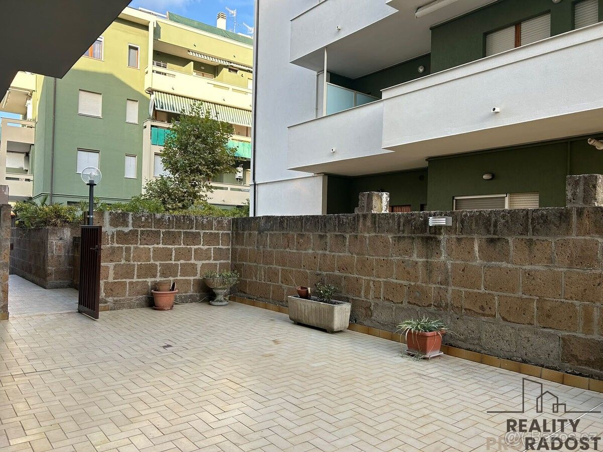Byty, 987 66, Zahraničí - 1