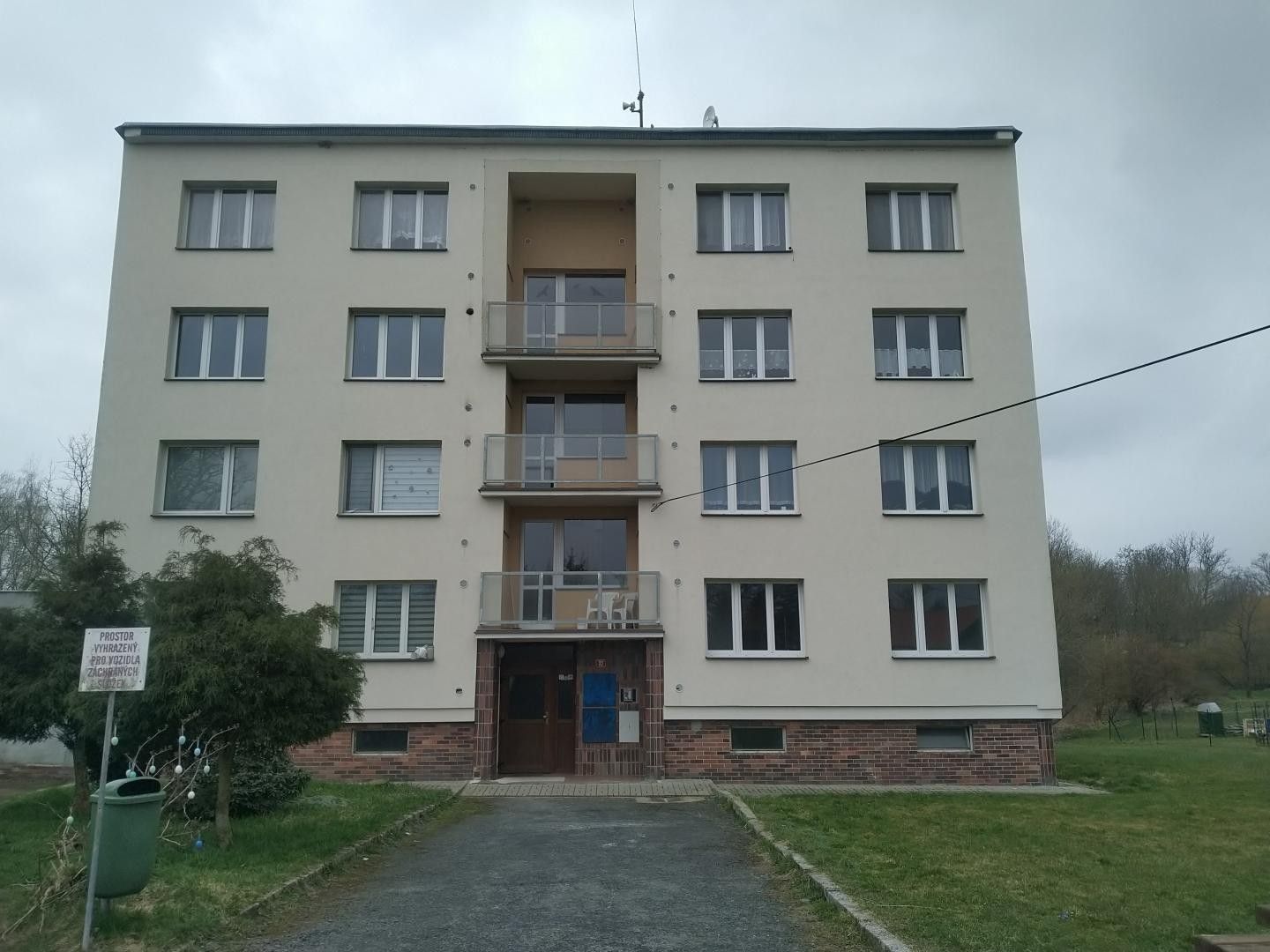 4+1, Poustka, 80 m² - 1