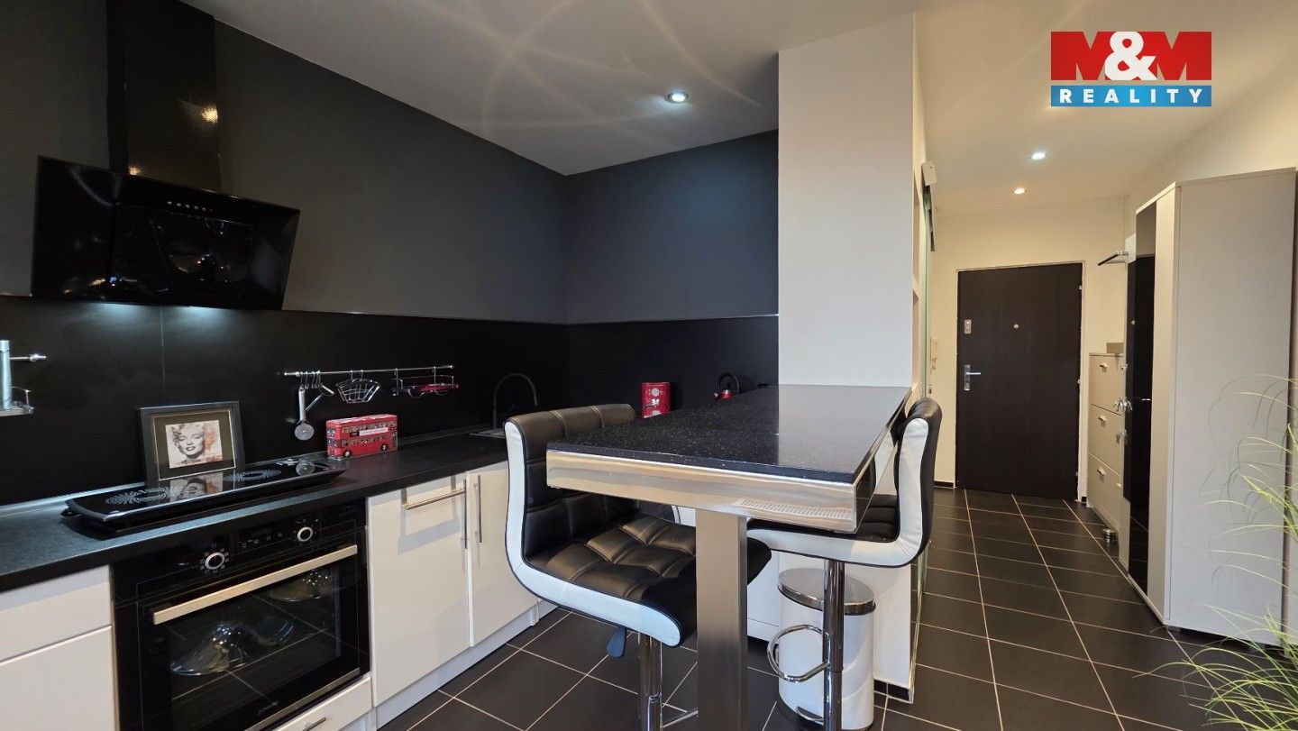 Pronájem byt 1+1 - Klínovecká, Karlovy Vary, 39 m²