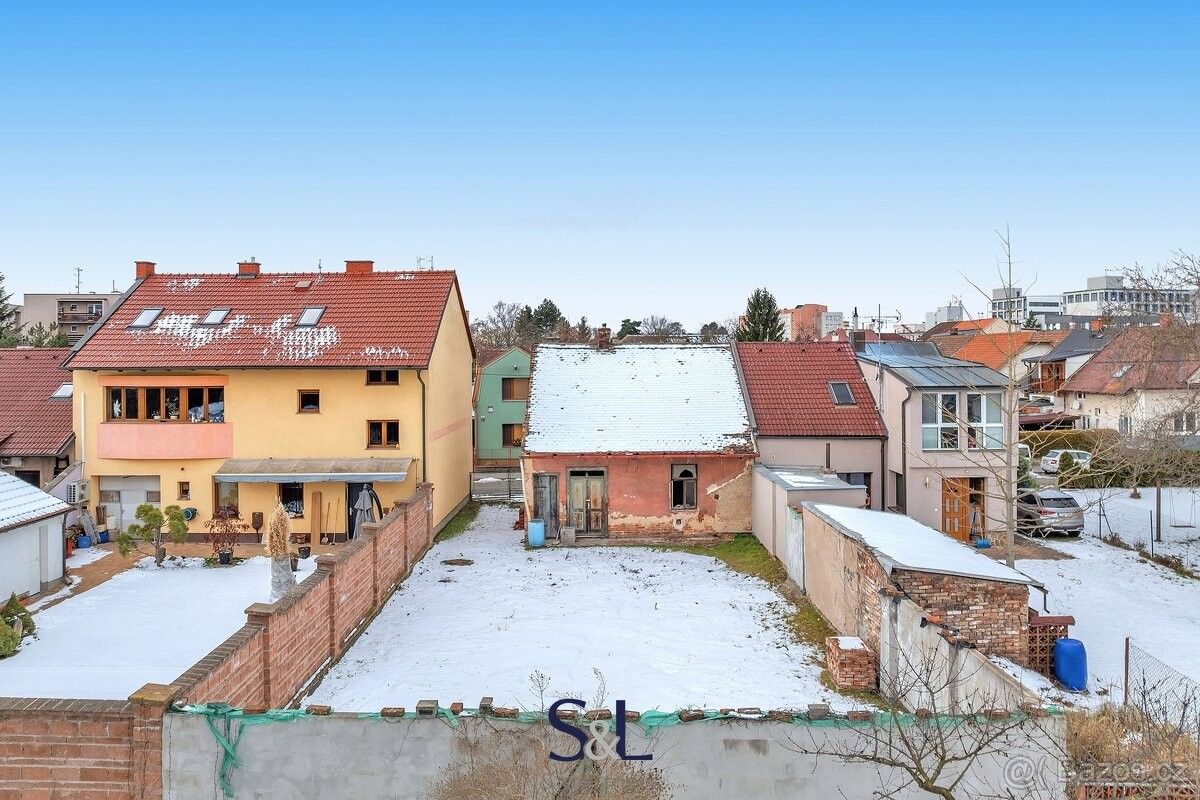 Zahrady, Pardubice, 530 03