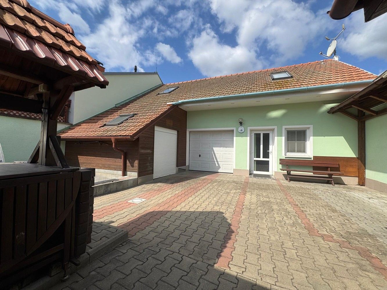 Rodinné domy, Julia Fučíka, Břeclav, 210 m² - 1