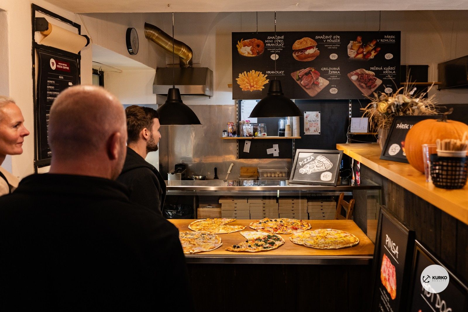 Restaurace, náměstí Svobody, Frýdek-Místek, 75 m²