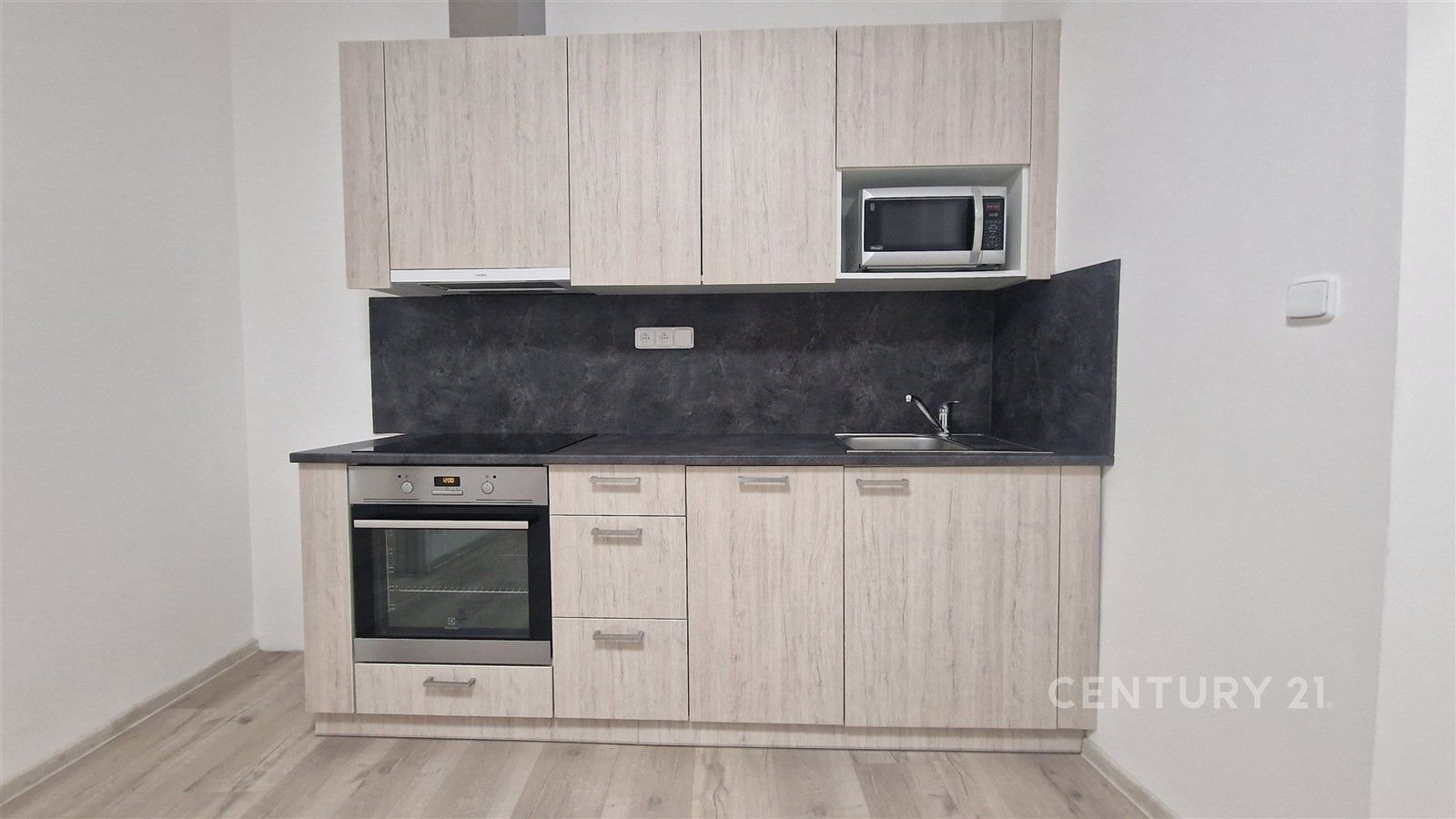 2+kk, Bratislavská, Brno, 34 m²