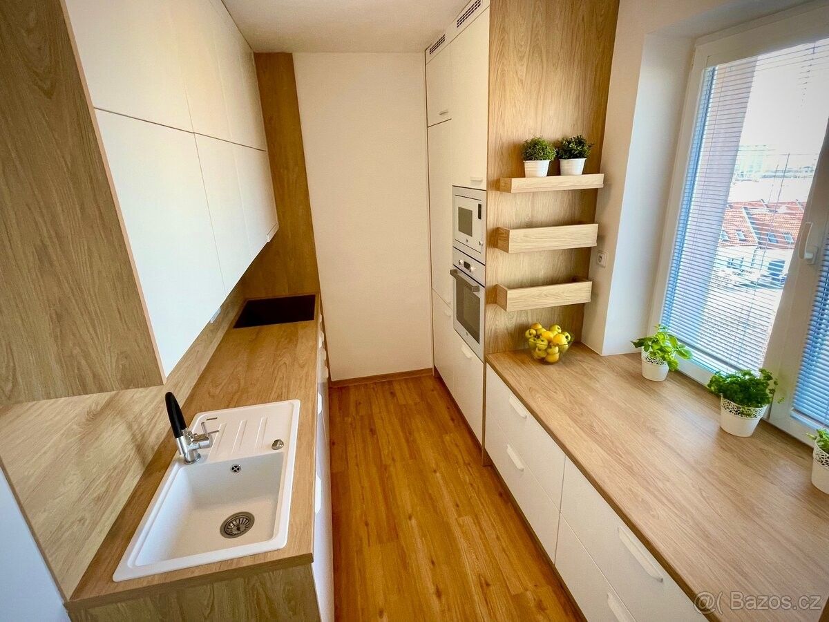 Byty, Mikulov na Moravě, 692 01