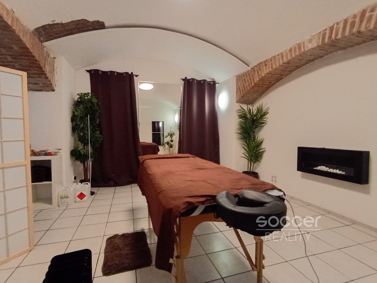 2+kk, Jirečkova, Praha, 60 m²