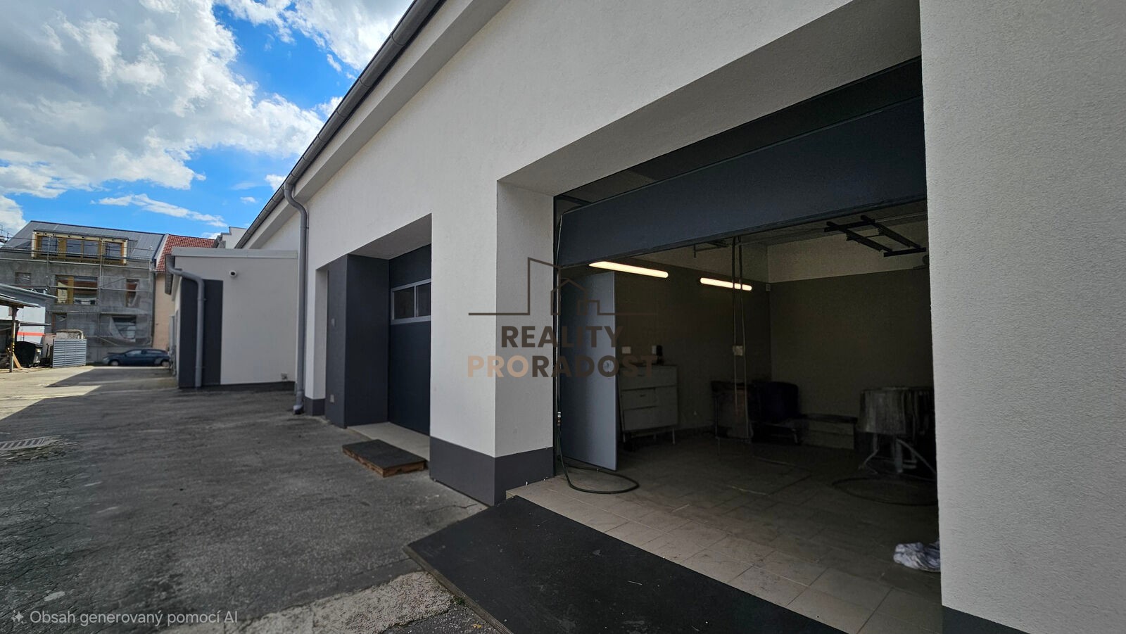 Obchodní prostory, 130 m²