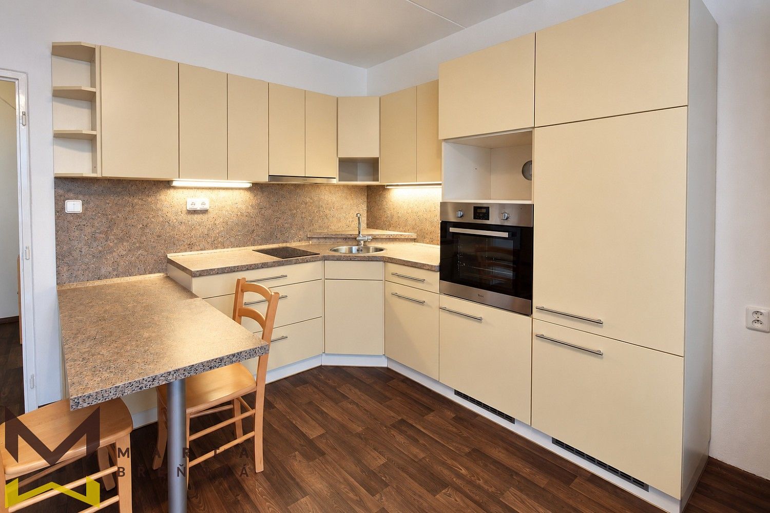 Pronájem byt 1+kk - Kosíkova, Brno - Líšeň, 33 m² - 2
