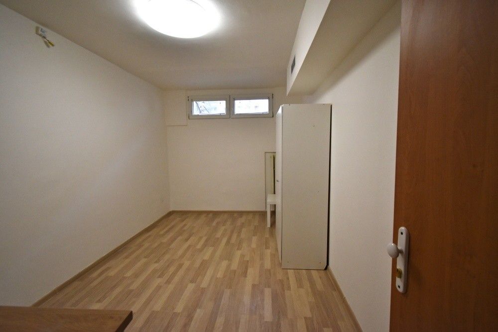 Prodej byt - Praha, 100 00, 17 m²