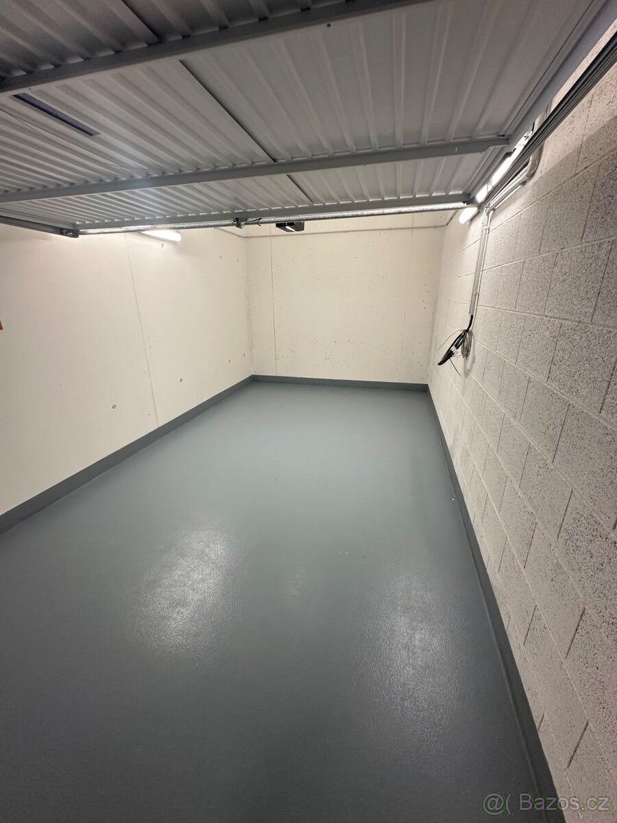 Pronájem garáž - Praha, 130 00