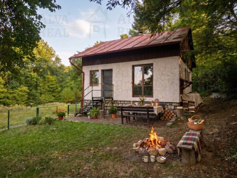 Chalupy, Lipůvka, 122 m² - 1