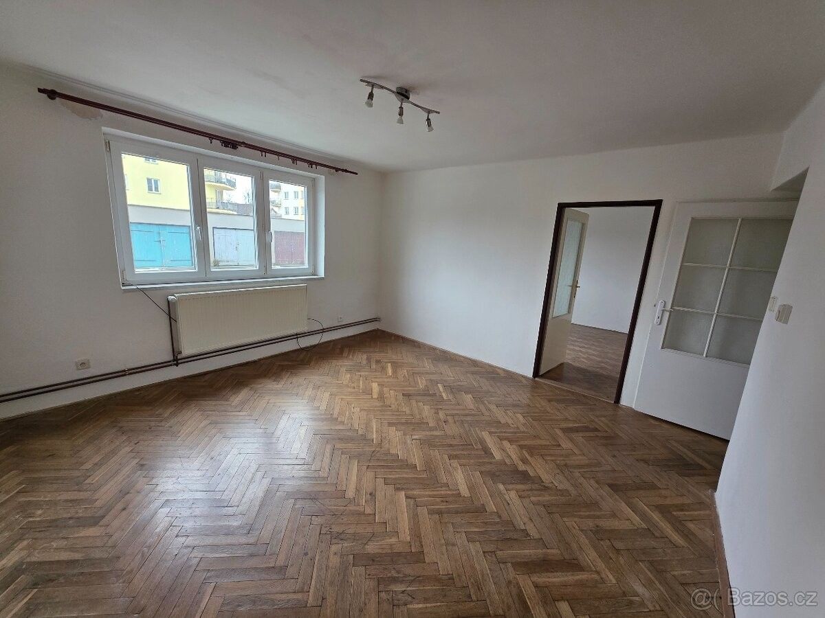 Pronájem byt - Dobřany, 334 41