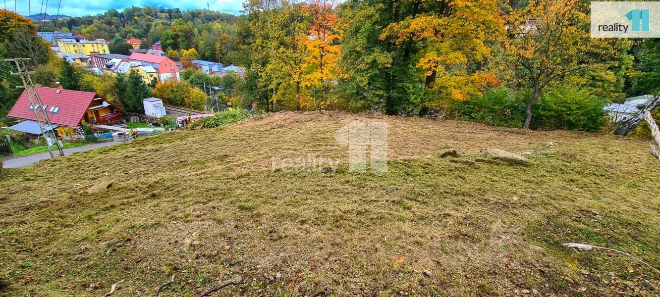 Chaty, Za Tratí, Liberec, 1 200 m²