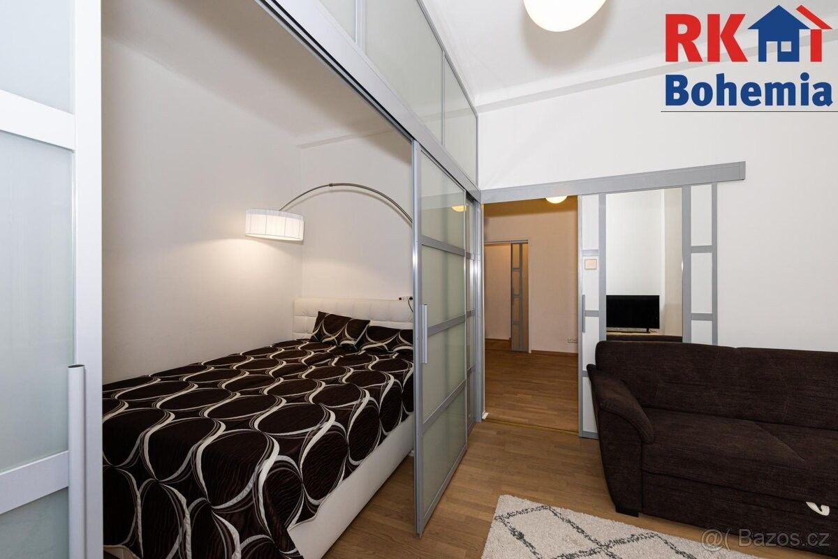 Prodej byt - Praha, 180 00