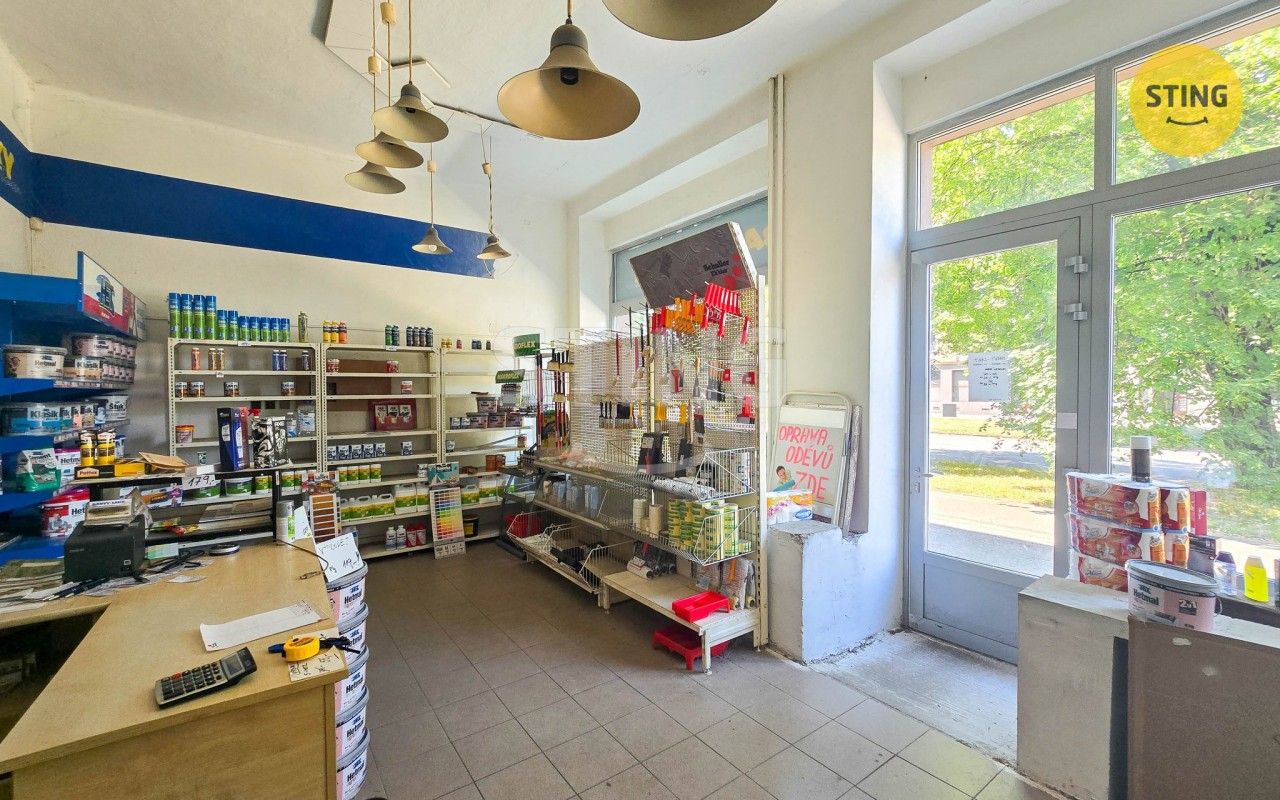 Obchodní prostory, tř. Osvobození, Karviná, 80 m² - 2