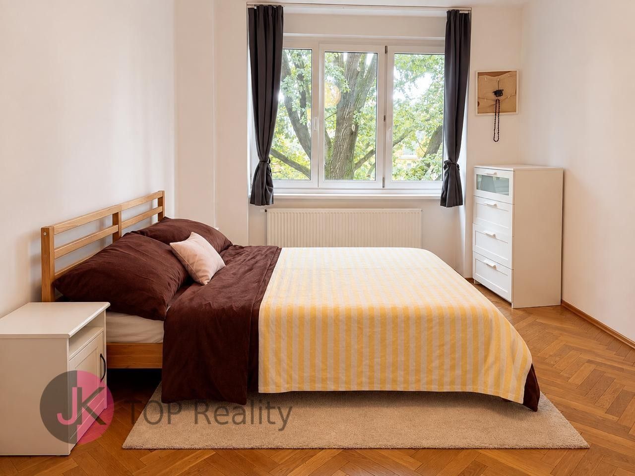 Byt 2+1 · 61 m² · Ruská, Praha - 3