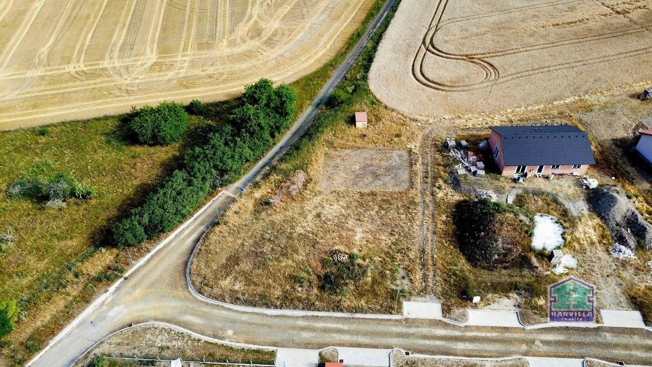 Pozemek pro bydlení, 1 121 m²