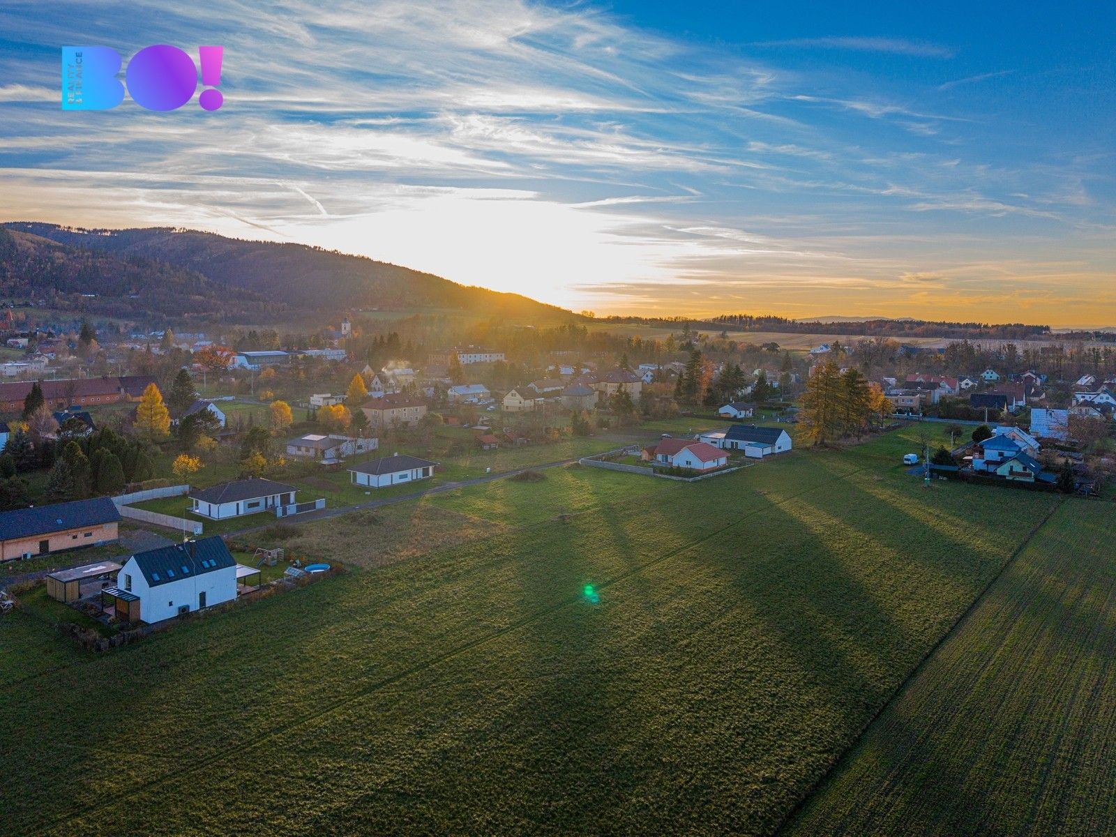 Pozemek pro bydlení · 980 m² · Komorní Lhotka - 4
