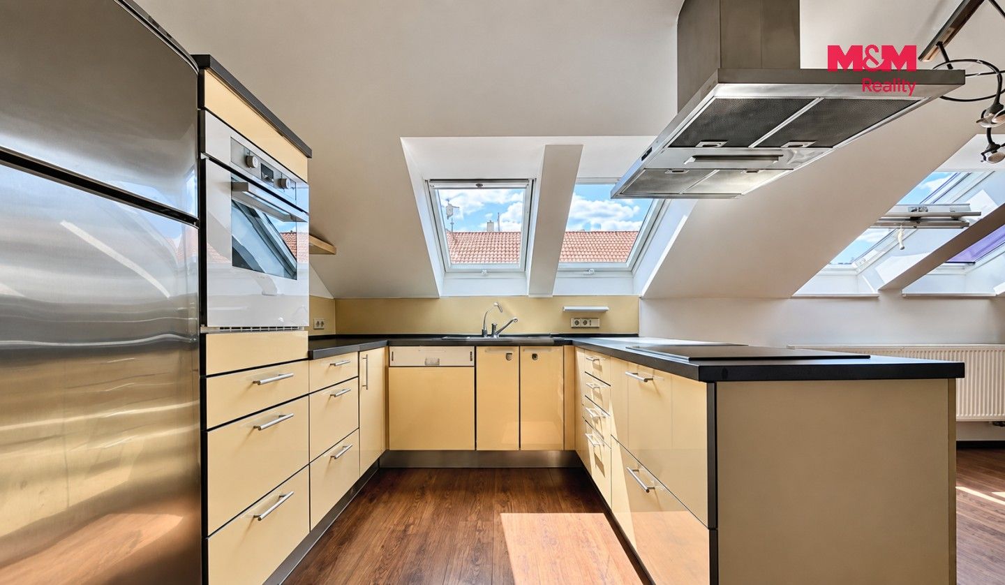 3+kk, Donská, Praha, 75 m² - 2