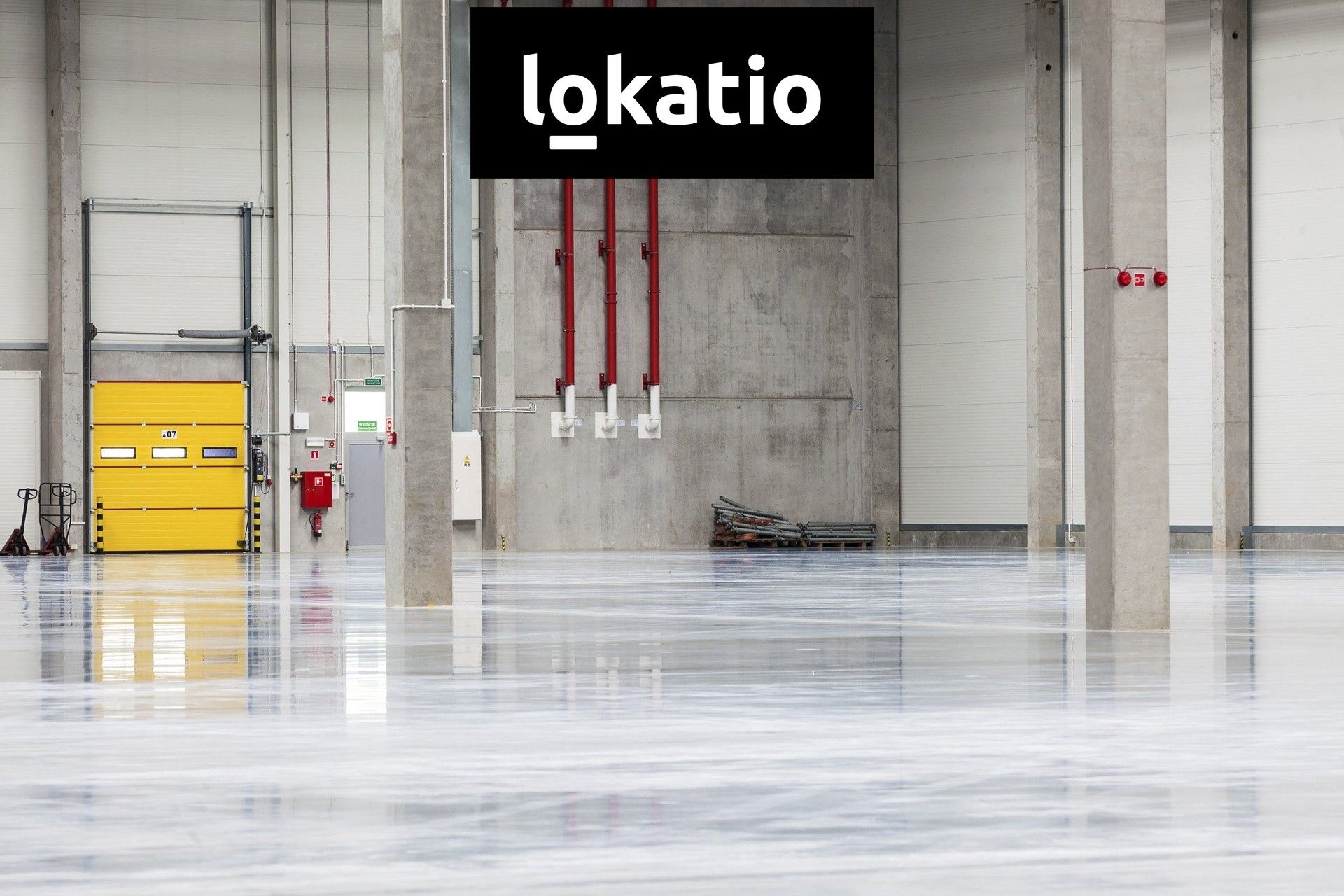 Sklady, Lavičky, 13 000 m²