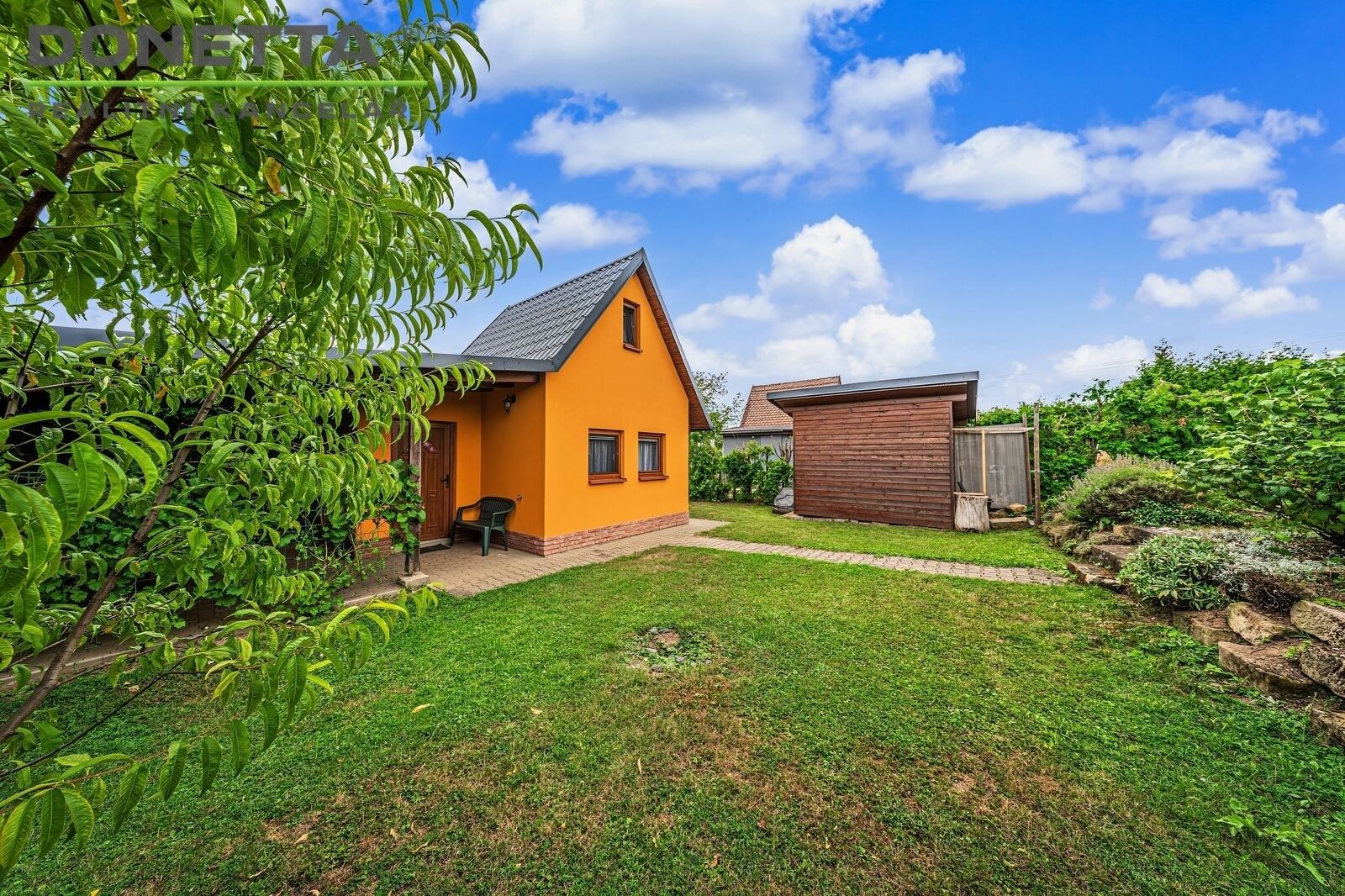 Chaty, Zahrádkářská osada Dolíky, Hradec Králové Svobodné Dvory, 34 m² - 1