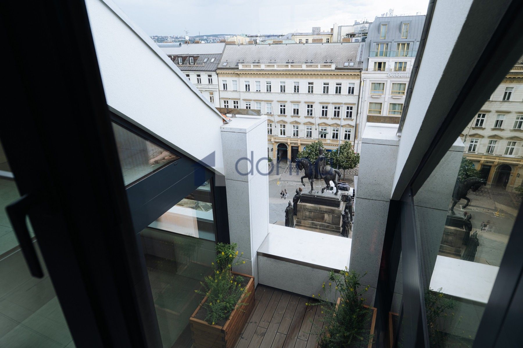 Pronájem kancelář - Václavské náměstí, Praha, 2 m²