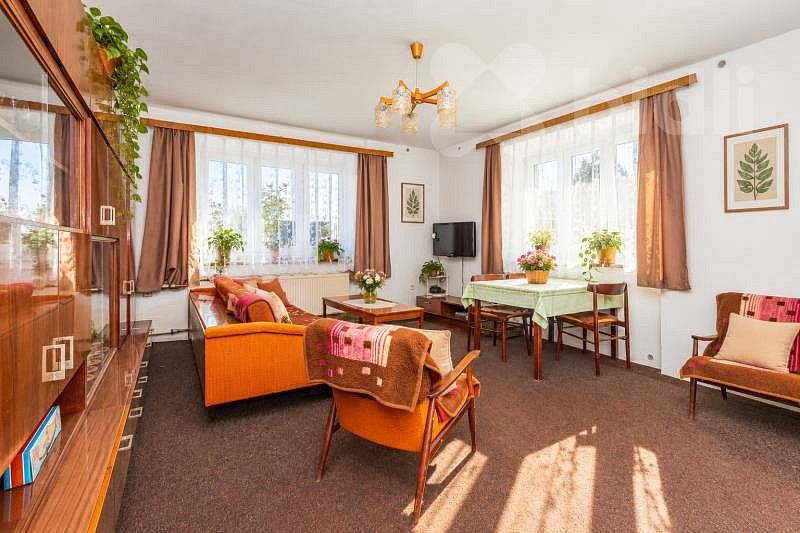 Rodinné domy, Okřesaneč, okres Kutná Hora, 279 m² - 2