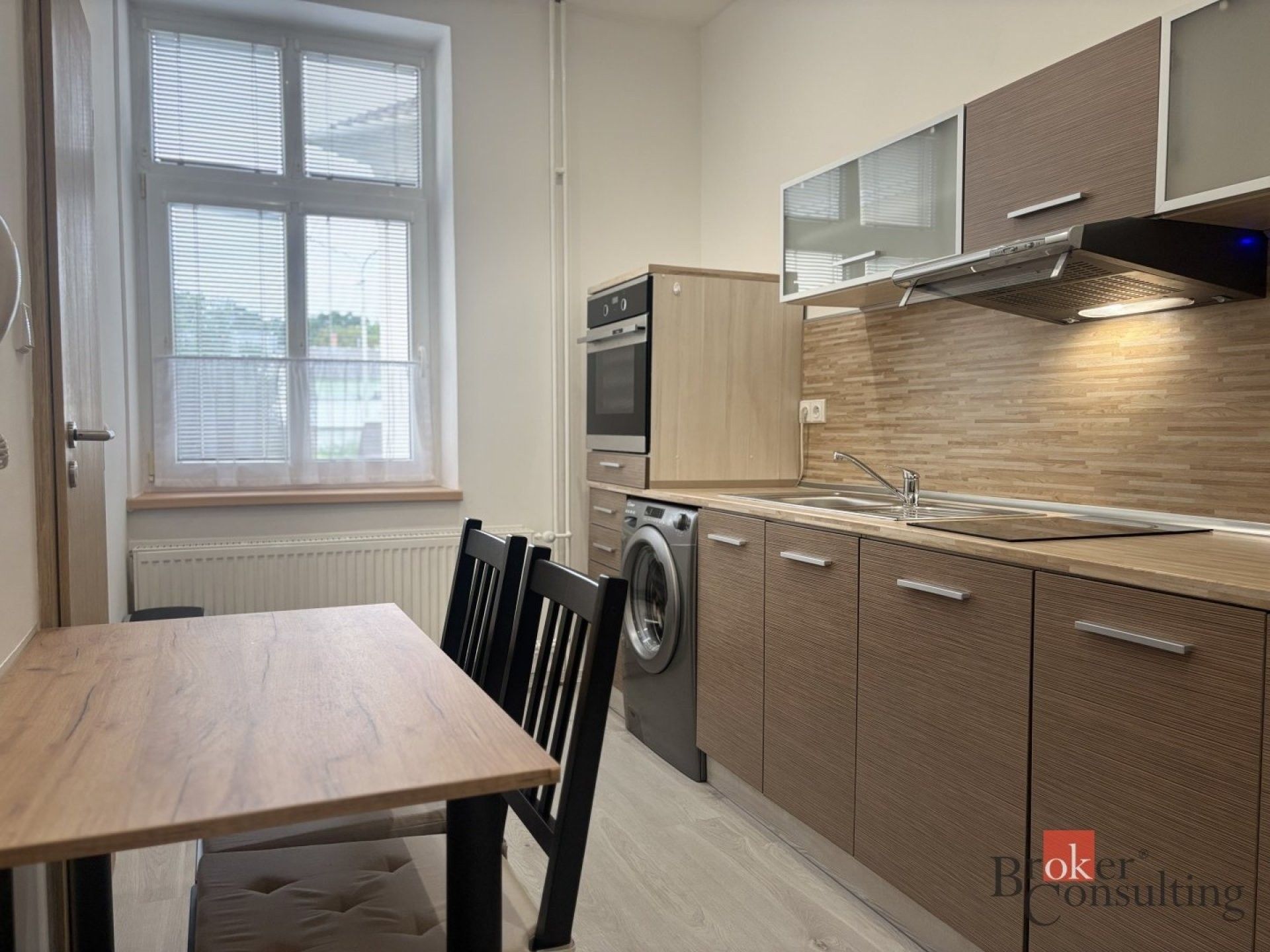 Pronájem byt 1+1 - Na Nivě, Opava, 37 m² - 2