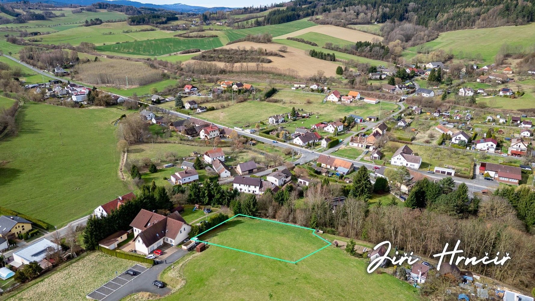 Pozemek pro bydlení, 1 701 m²