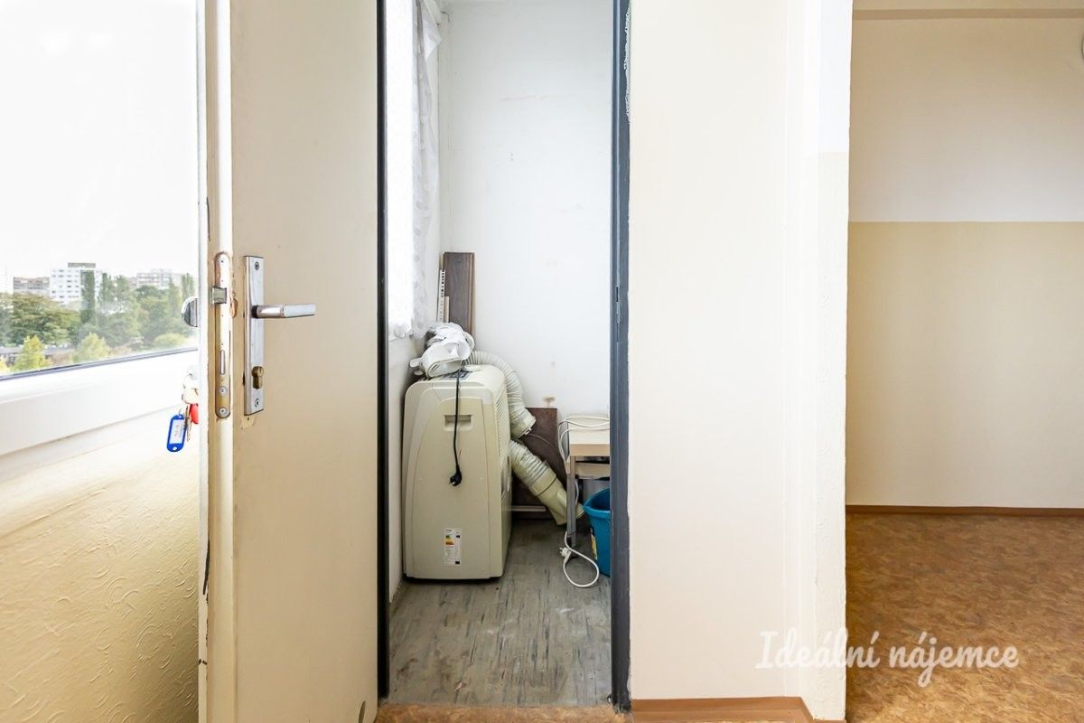 Pronájem byt 1+kk - Prosek, metro Praha, 36 m² - 5