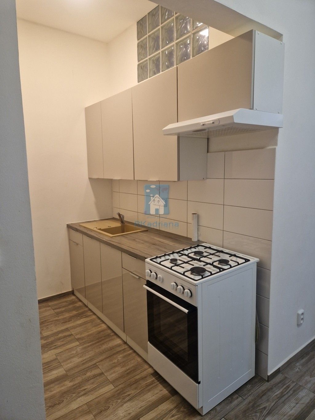 Pronájem byt 2+kk - Solní, Plzeň, 55 m²