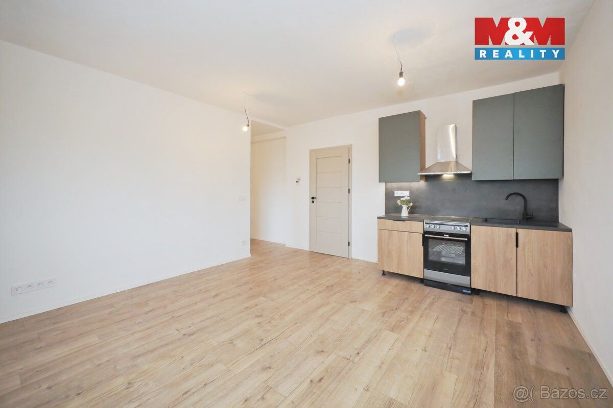 Pronájem byt - Ledeč nad Sázavou, 584 01