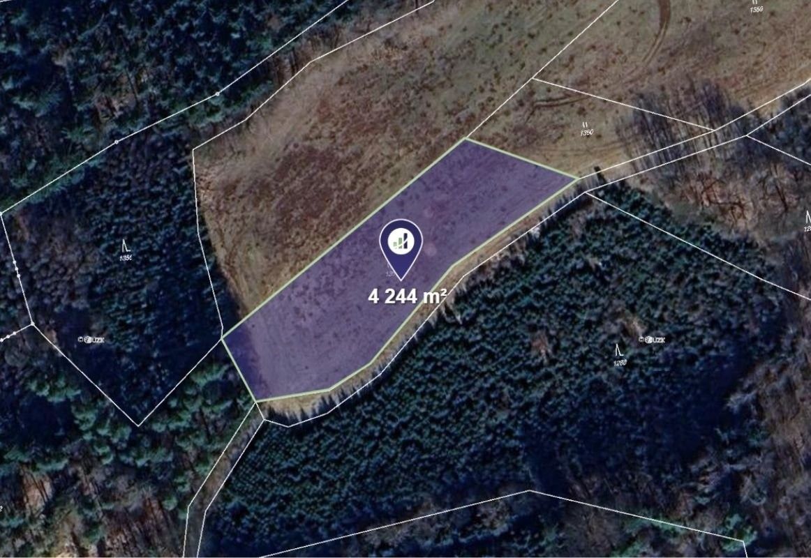 Louka, 4 244 m²