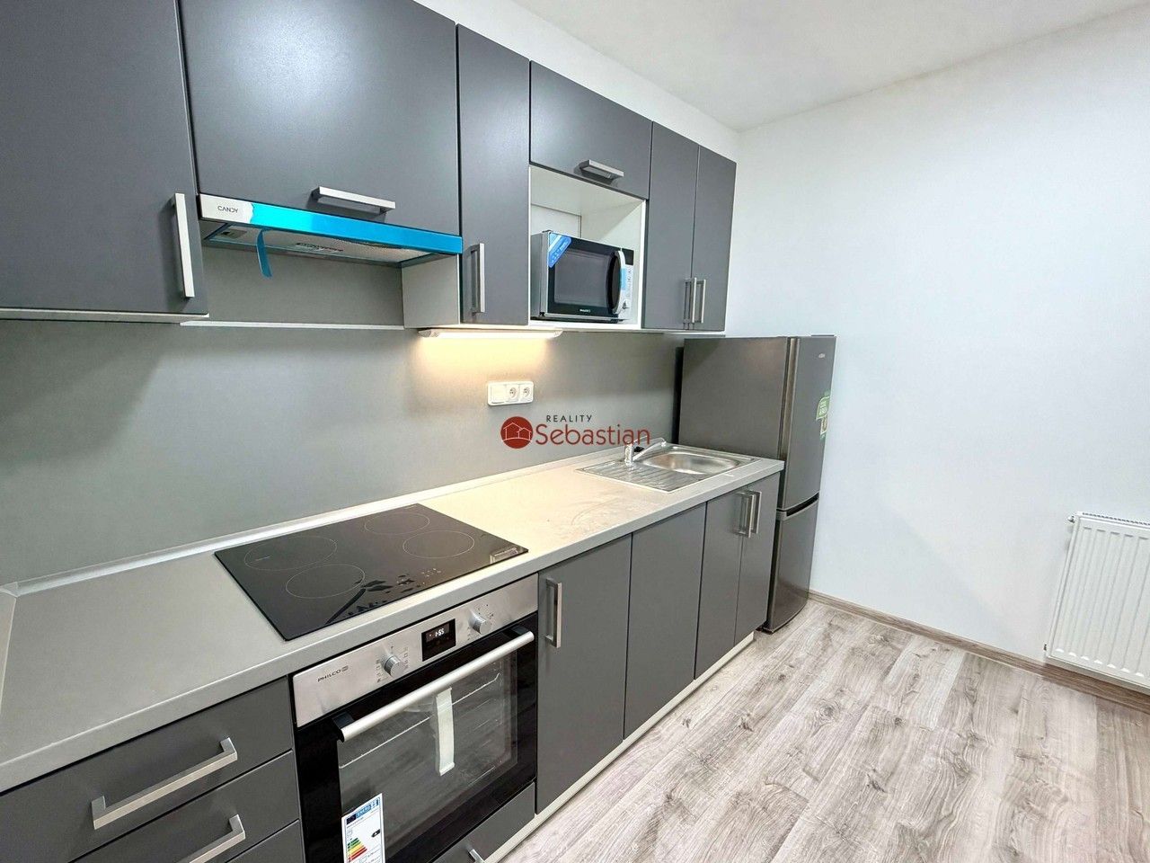 1+1, náměstí Míru, Litvínov, 64 m² - 1