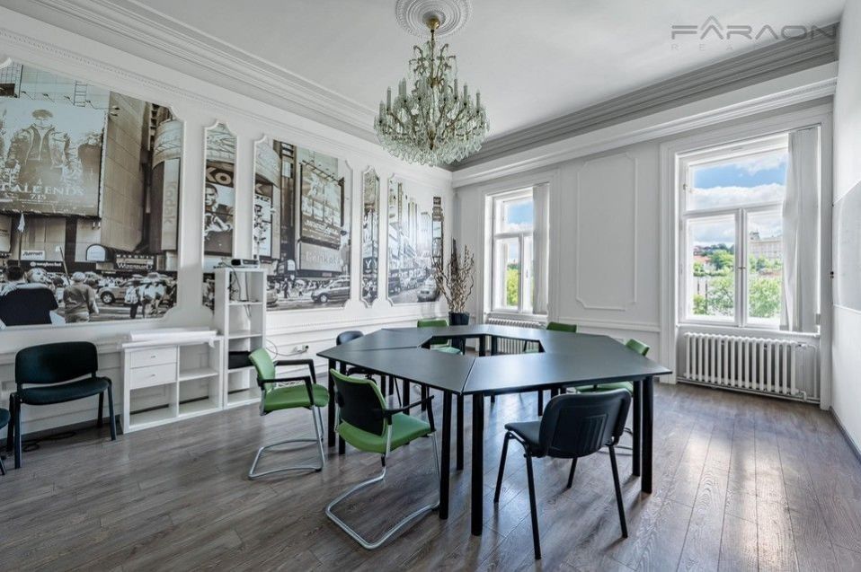 Kanceláře, Praha, 222 m²