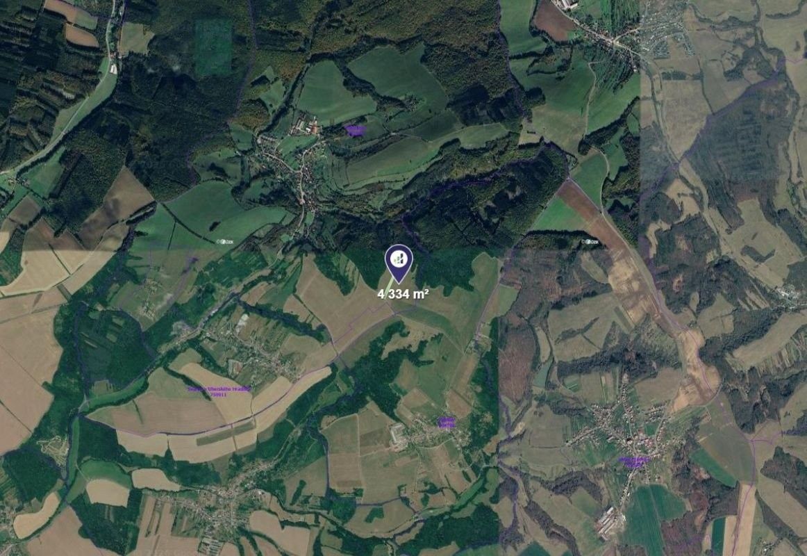 Louky, Zlámanec, 4 334 m² - 2