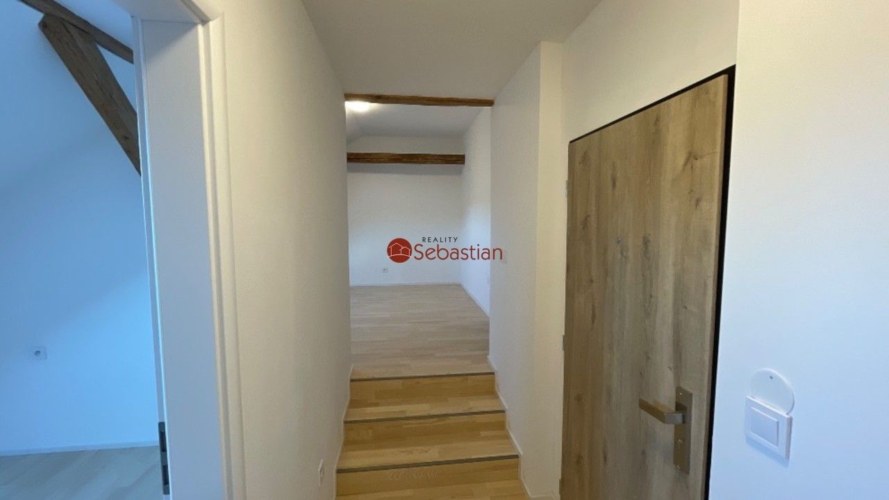 Pronájem byt 4+kk - Sladkovského, Hořice, 99 m² - 5