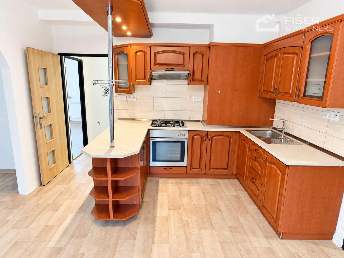 Pronájem byt 3+1 - Na Nivách, Krhová, 80 m² - 1
