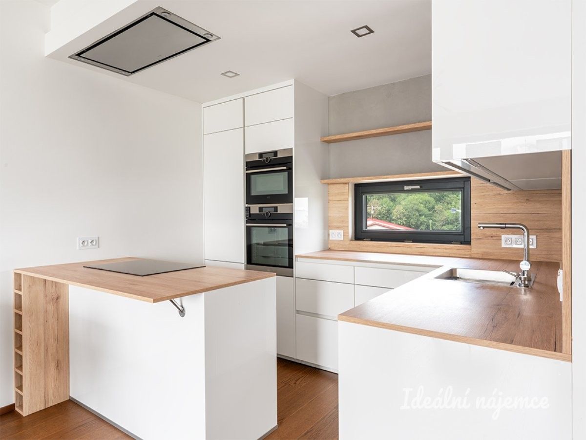 3+kk, Kloudova, Praha, 89 m² - 1