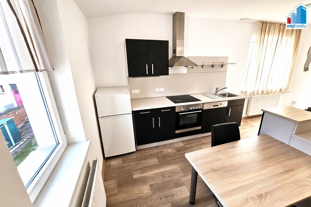 Pronájem byt 2+kk - Staniční, Plzeň, 70 m²