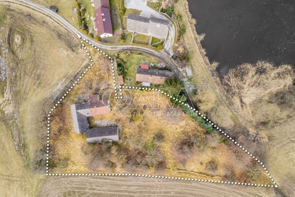 Chalupa · 400 m² · Chyšky Růžená - 3
