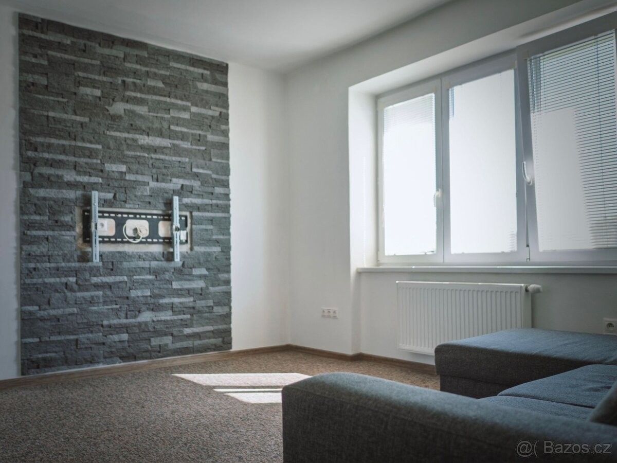 Prodej byt - Kyjov, 697 01