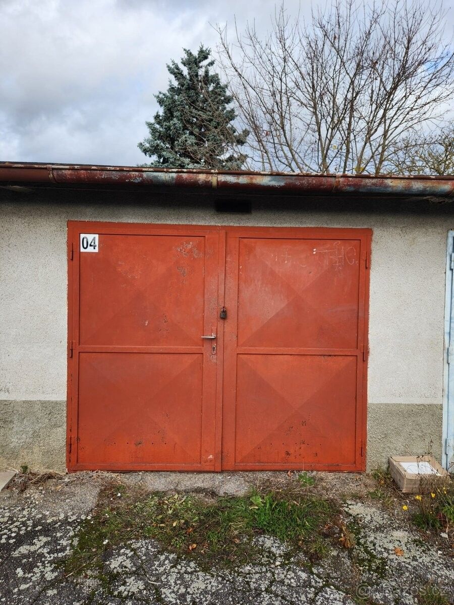 Garáže, České Budějovice, 370 01