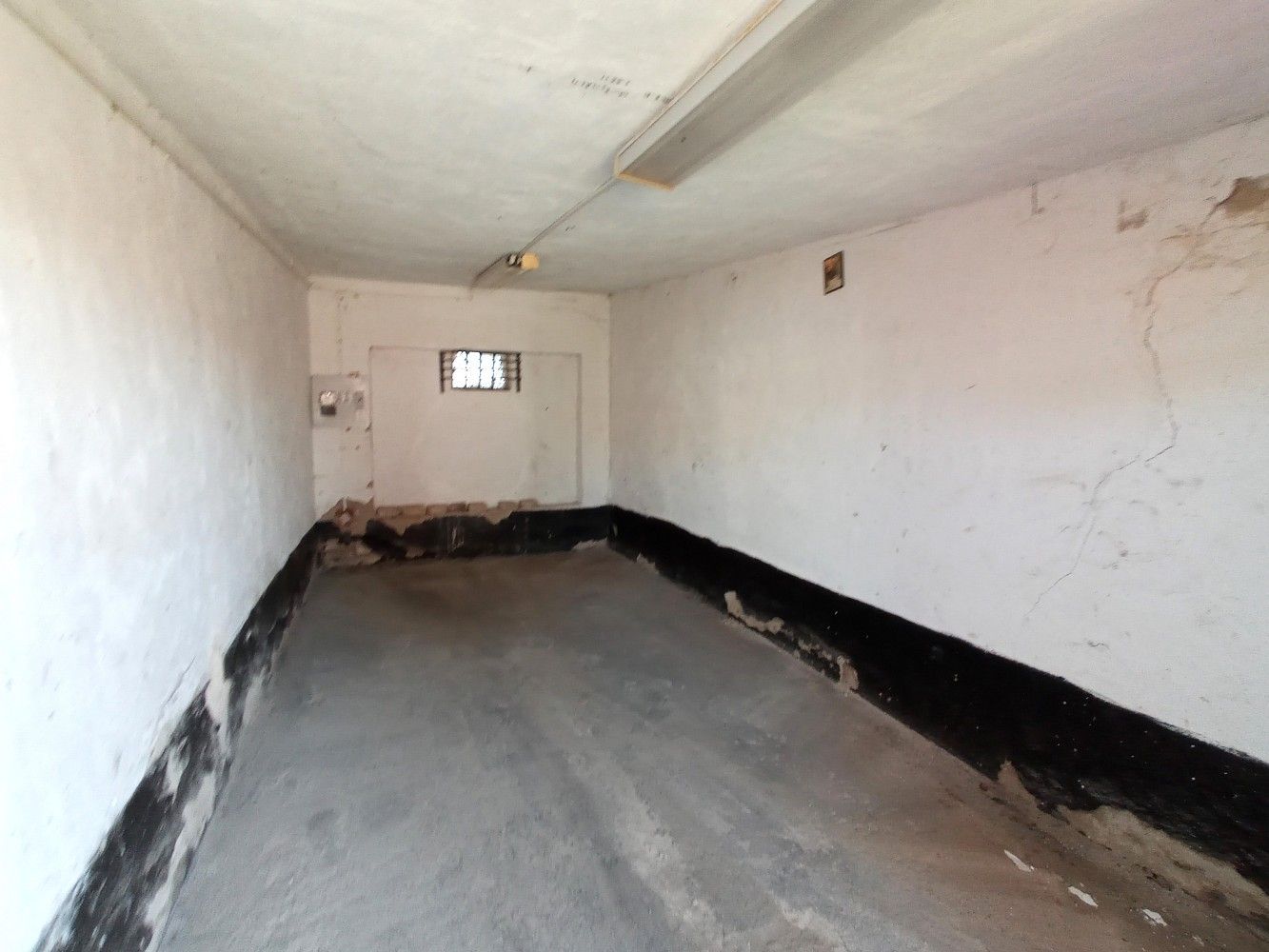 Garáže, Dlouhá, Šlapanice, okres Brno-venkov, 16 m² - 2