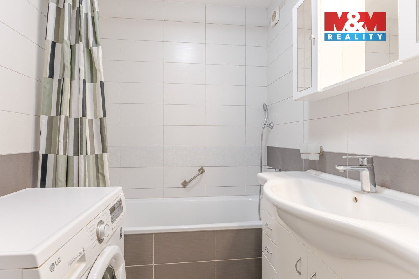 Byt 4+1 · 90 m² · Bezručova, Slaný - 3