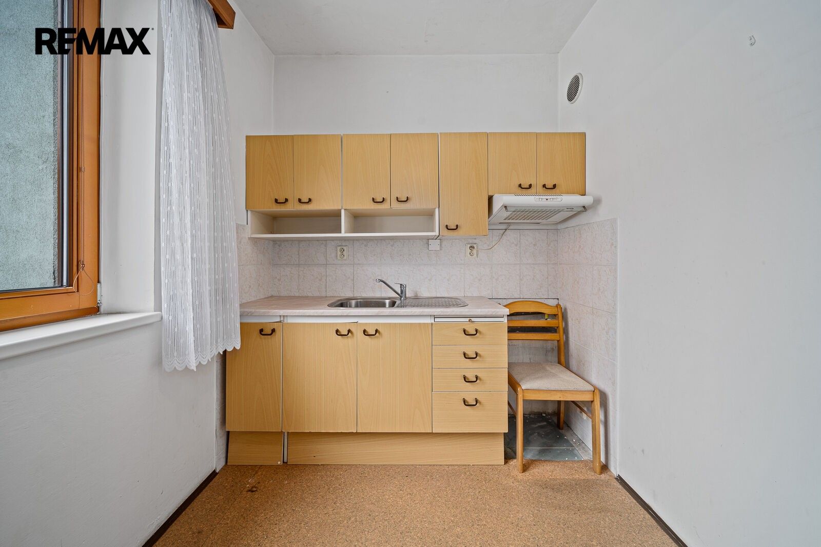 Byt 2+1 · 50 m² · K lučinám 2487, Praha Žižkov - 3