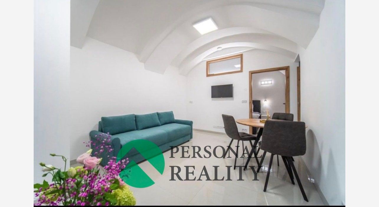 Prodej byt 2+kk - Křižíkova 393, Praha, 35 m²